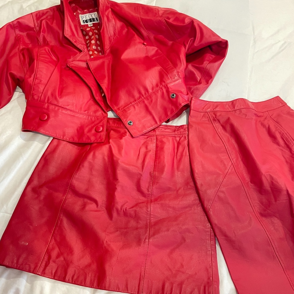 RED LEATHER JACKET & SKIRTS